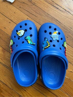 Kids Blue Slip-On Clogs with Fun Dino Charms